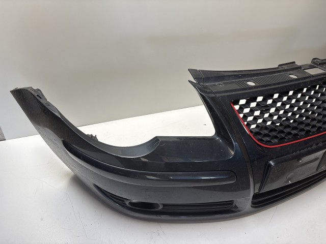 8595 Volkswagen Polo 2005-2009 első Lökhárító Használt Fekete 
