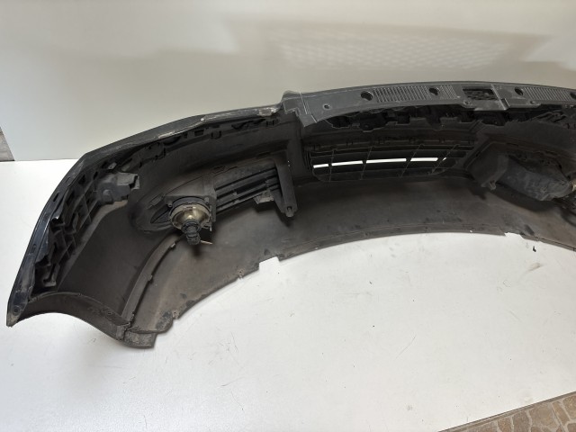 8595 Volkswagen Polo 2005-2009 első Lökhárító Használt Fekete 