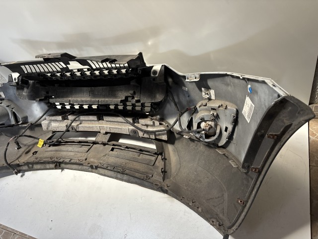 776 Opel Antara 2010-2015 első Lökhárító Használt Fehér radaros