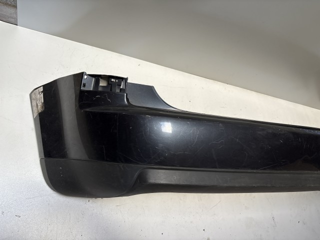 12264 Ford C-max 2003-2007 hátsó Lökhárító Használt Fekete