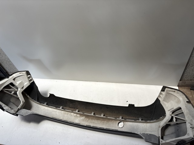 12264 Ford C-max 2003-2007 hátsó Lökhárító Használt Fekete