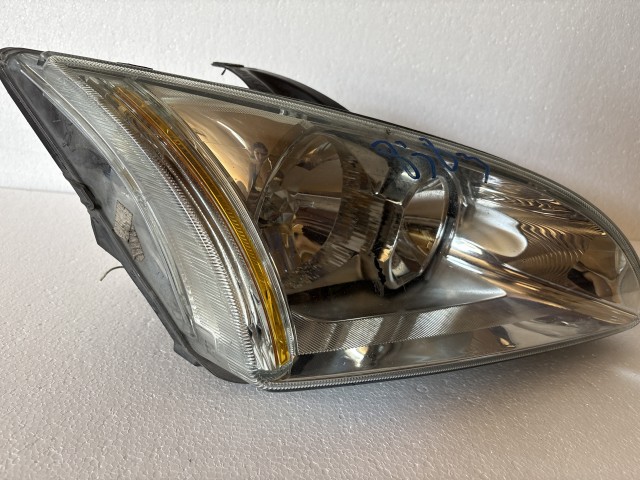 8383 Ford Focus II. 2004-2008 Jobb első Lámpa Fényszóró