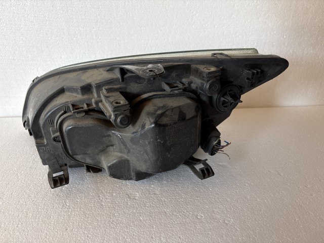 8383 Ford Focus II. 2004-2008 Jobb első Lámpa Fényszóró