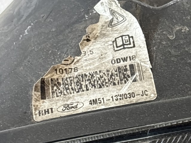 8338 Ford Focus II. 2004-2008 Bal első  Lámpa Fényszóró