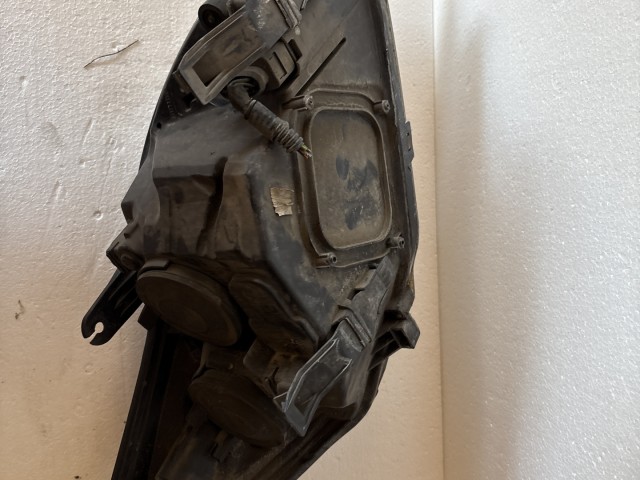 8343 Ford Focus II. 2008-2011 Bal első  Lámpa Fényszóró