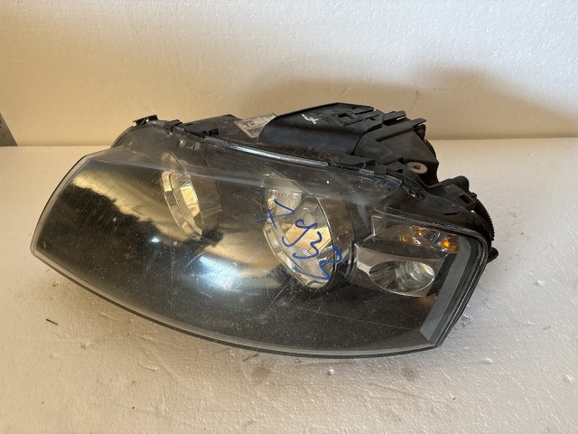 7933 Audi A3 8p 2003-2012 Bal első  Lámpa Fényszóró