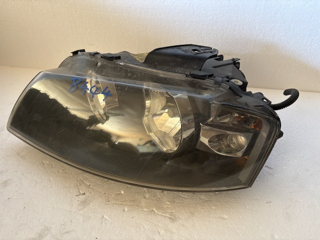 8428 Audi A3 8p 2003-2012 Bal első  Lámpa Fényszóró