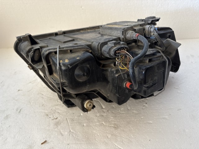 7628 Audi A6 2004-2008 Bal első  Lámpa Fényszóró