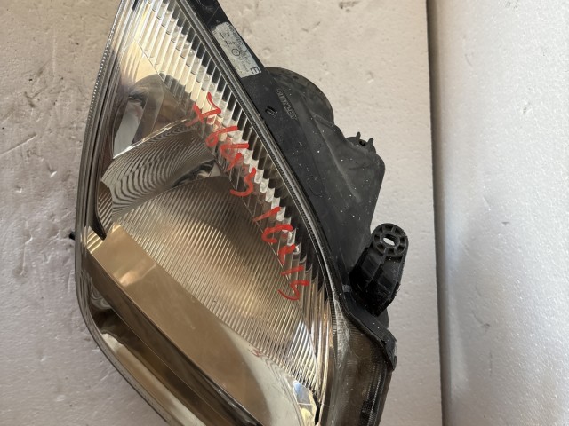 7643 Suzuki Ignis  Jobb első Lámpa Fényszóró