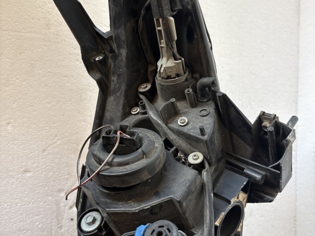 8488 Mazda 5 2005-2010 Jobb első Lámpa Fényszóró