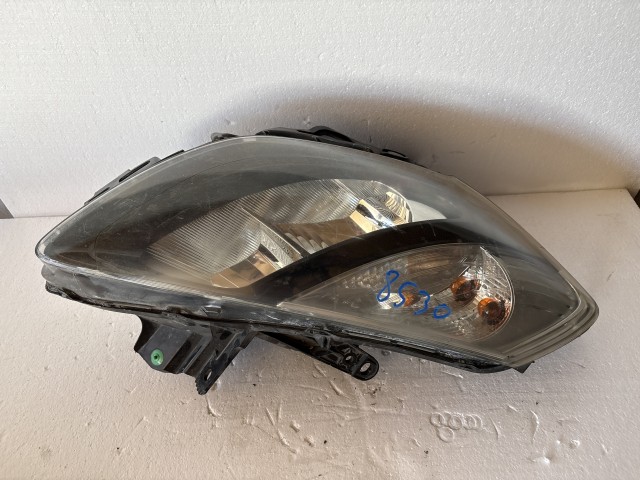 8530 Renault Clio III. 2007-2014 Jobb első Lámpa Fényszóró