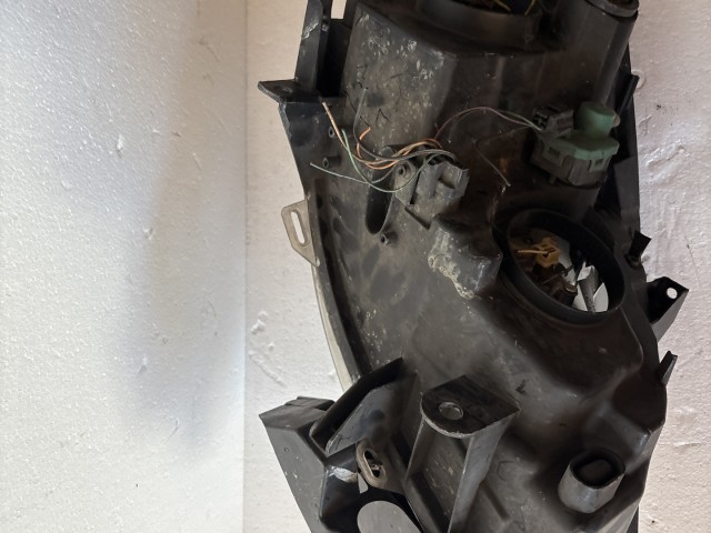 7517 Renault Megane Scenic II 2003-2006 Bal első  Lámpa Fényszóró