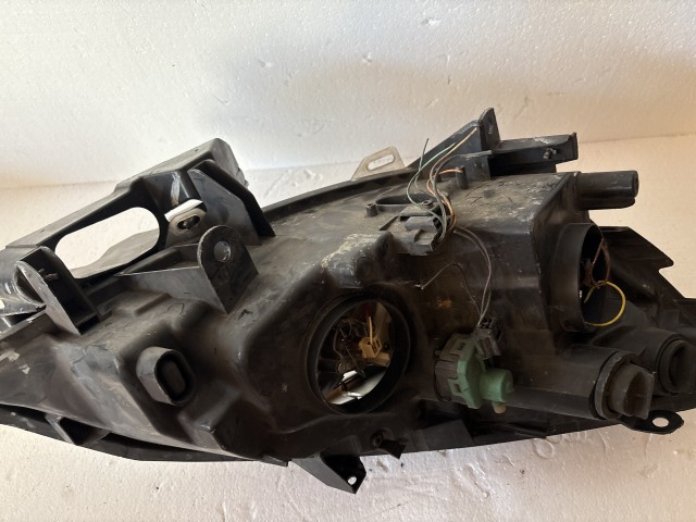 7517 Renault Megane Scenic II 2003-2006 Bal első  Lámpa Fényszóró