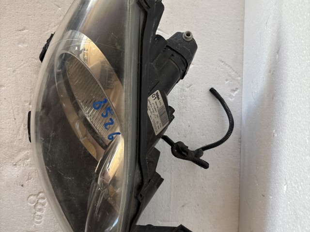 8526 Toyota Aygo 2005-2014 Jobb első Lámpa Fényszóró