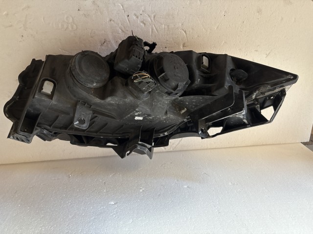 7781 Renault Megane II 2003-2009 Jobb első Lámpa Fényszóró