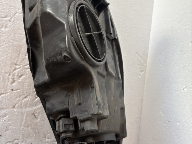 8336 Ford Fiesta 2008-2017 Bal első  Lámpa Fényszóró