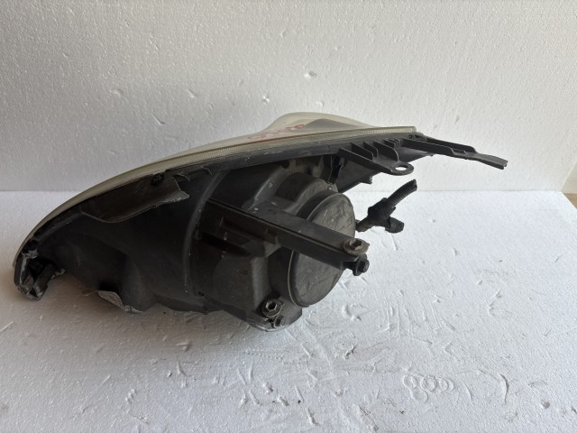9090 Ford Fiesta v 2004-2008 Jobb első Lámpa Fényszóró