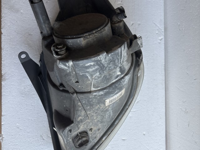 9088 Ford Fiesta v 2004-2008 Jobb első Lámpa Fényszóró