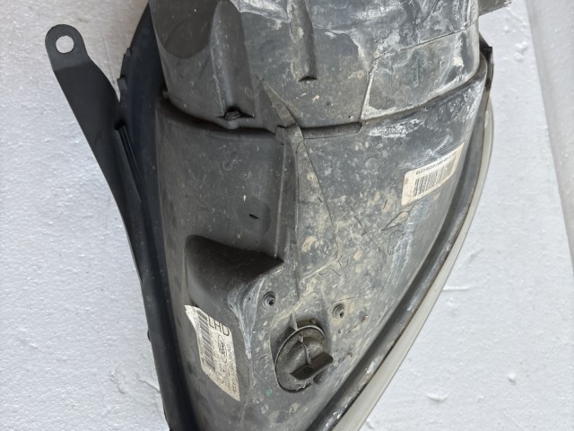 9088 Ford Fiesta v 2004-2008 Jobb első Lámpa Fényszóró