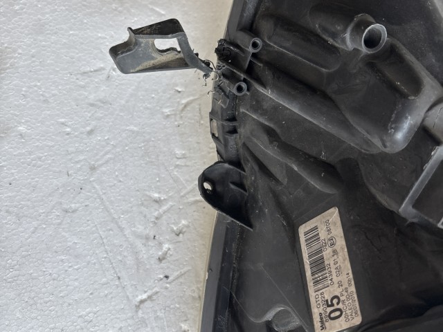 8522 Toyota Yaris II. 2005-2011 Bal első  Lámpa Fényszóró