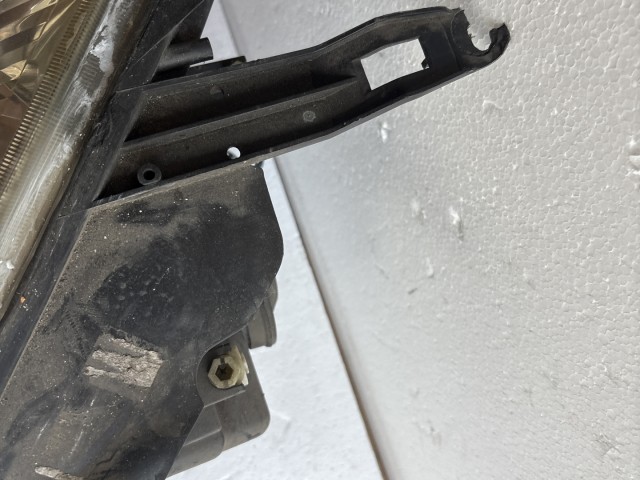 9087 Ford Fusion 2002-2005 Lámpa Fényszóró