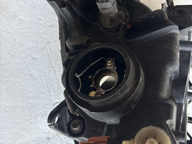 9030 Mazda 3 2003-2009 Jobb első Lámpa Fényszóró