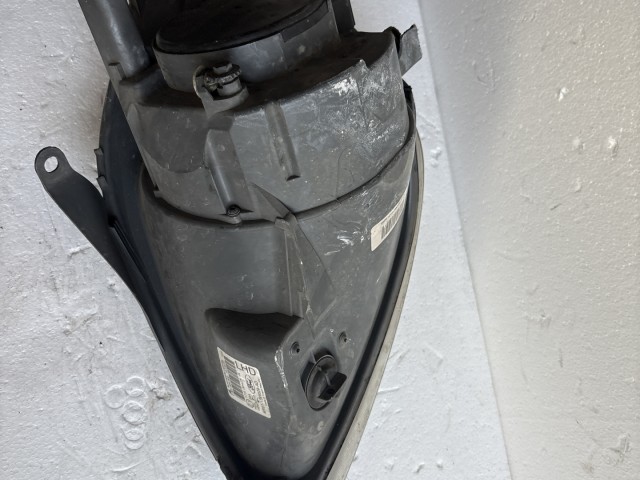9089 Ford Fiesta v 2004-2008 Jobb első Lámpa Fényszóró