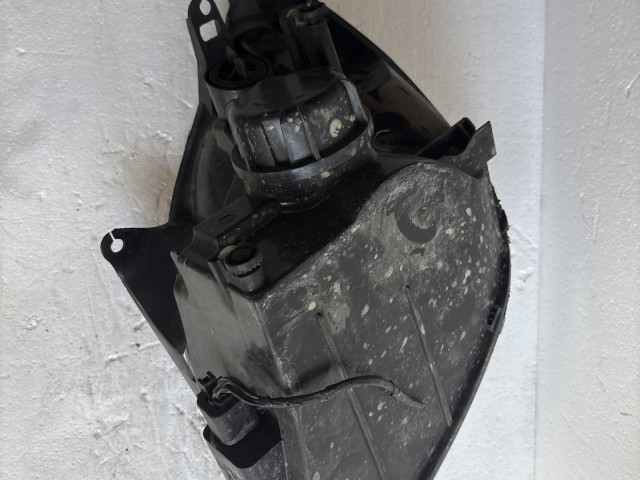 9081 Ford Fiesta v 2002-2005 Jobb első Lámpa Fényszóró