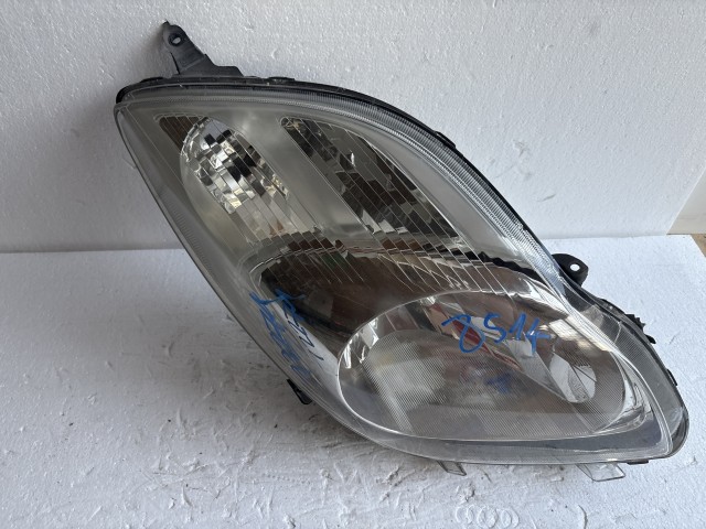 12271 Toyota Yaris II. 2005-2011 Jobb első Lámpa Fényszóró