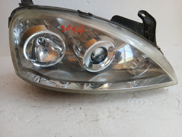 9054 Opel Corsa C 2000-2009 Jobb első projektoros Lámpa Fényszóró