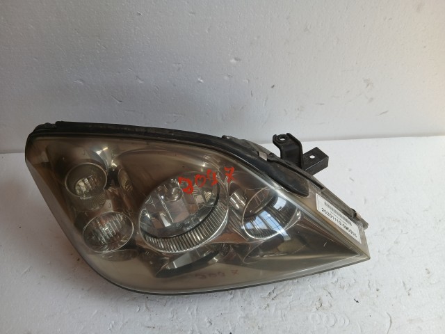 9097 Nissan Primera P12  2002-2008 Jobb első Lámpa Fényszóró Használt