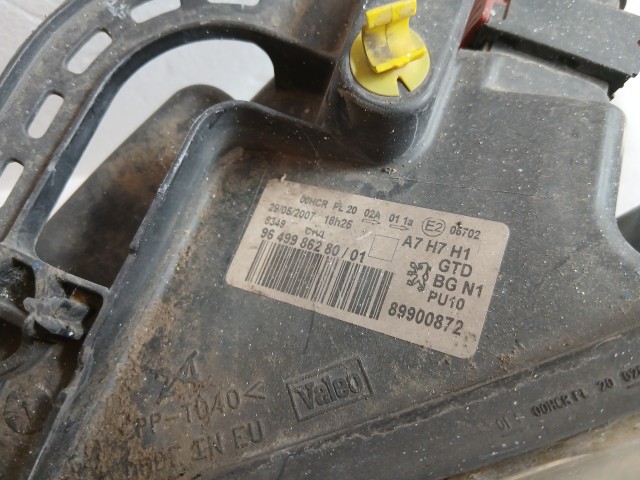 8517 Peugeot 207 2006-2014 Bal első  Lámpa Fényszóró