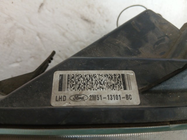 9041 Ford Focus 1998-2004 Bal első  Lámpa Fényszórszó