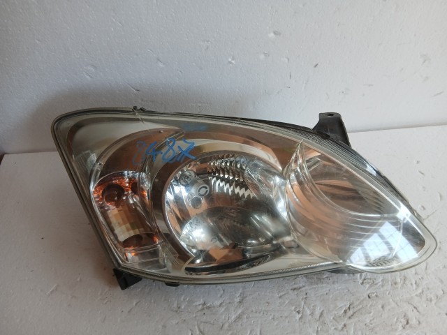 8487 Toyota Corolla E 120 2004-2007 Jobb első Lámpa Fényszóró