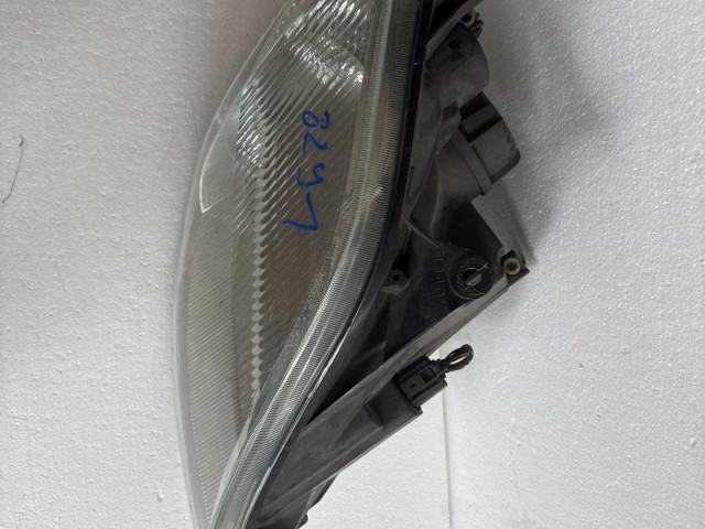8291 Ford Fiesta 2002-2005 Jobb első Lámpa Fényszóró