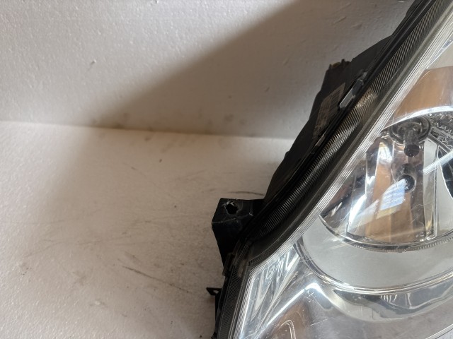 8436 Opel Agila 2008-2014 Bal első Lámpa Fényszóró