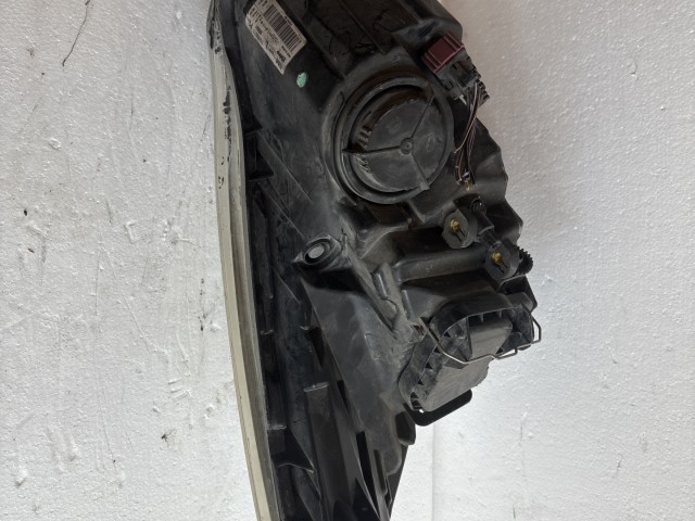 7134 Opel Corsa D 2011-2014 Bal első  Lámpa Fényszóró