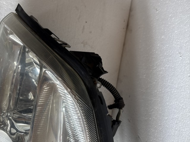 7137 Opel Vectra C 2002-2008 Bal első Lámpa Fényszóró Xenon