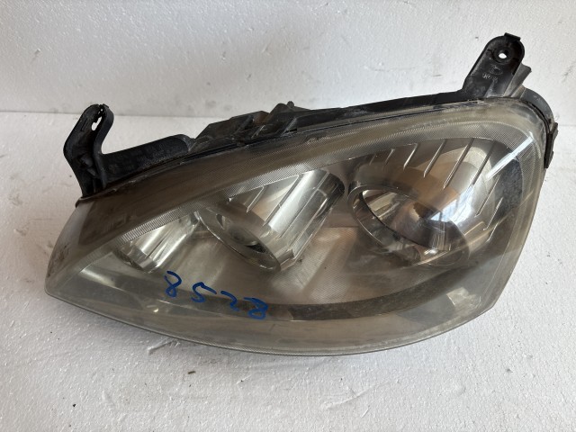 8528 Opel Corsa C 2000-2009 Bal első Lámpa Fényszóró projektoros