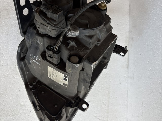 9023 Renault Modus Jobb első Lámpa Fényszóró