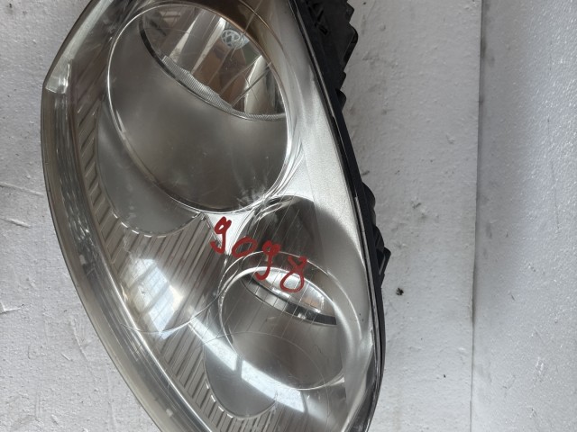 9098 Volkswagen Golf V. 2003-2008 Jobb első Lámpa Fényszóró