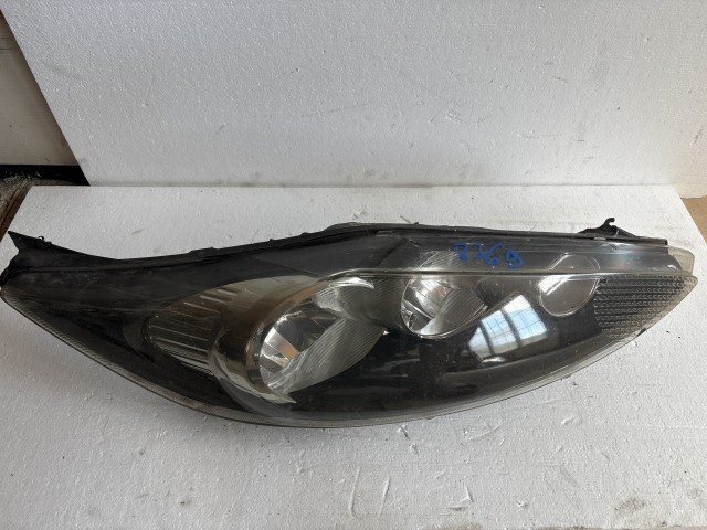 8369 Ford Fiesta 2008-2017 Jobb első Lámpa Fényszóró