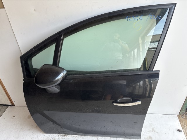 12356 Opel Meriva B 2010-2017 Bal első Ajtó Használt Fekete Z22c