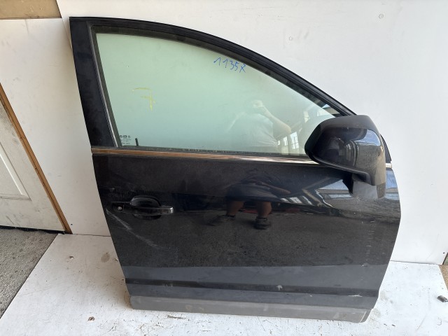 12357 Opel Antara 2006-2015 Jobb első  Ajtó Használt Fekete  Z22c