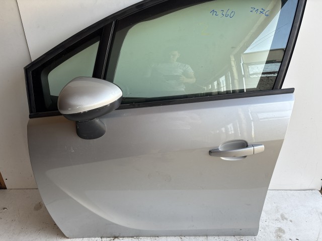 12360 Opel Meriva B 2010-2017 Bal első Ajtó Ezüst Z176