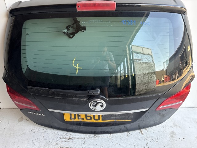 12381 Opel Meriva B 2010-2017 Csomagtérajtó Használt Z20r Fekete 