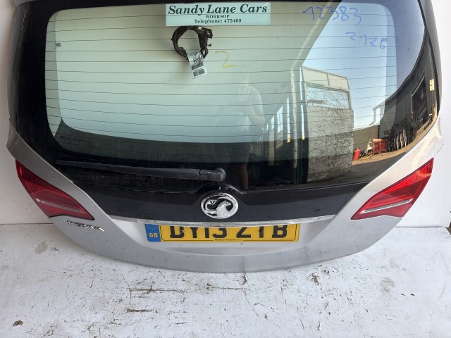 12383 Opel Meriva B 2010-2017 Csomagtérajtó Használt Z176 Ezüst