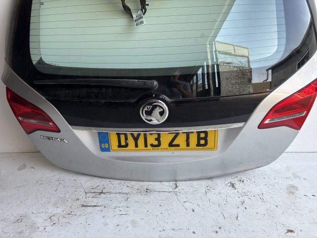 12383 Opel Meriva B 2010-2017 Csomagtérajtó Használt Z176 Ezüst