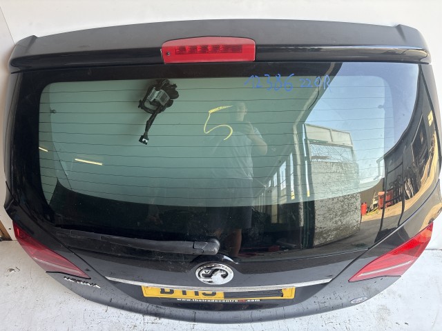 12386 Opel Meriva B 2010-2017 Csomagtérajtó Használt Z20R Fekete 