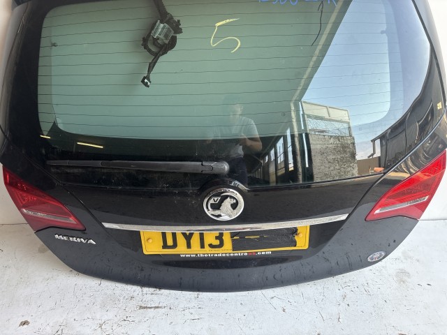12386 Opel Meriva B 2010-2017 Csomagtérajtó Használt Z20R Fekete 